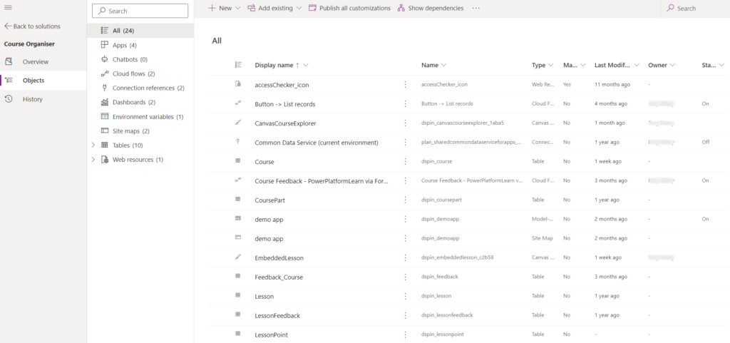 Power Apps Solution-Explorer mit Objektliste und Kategorien wie Apps, Flows und Tabellen.